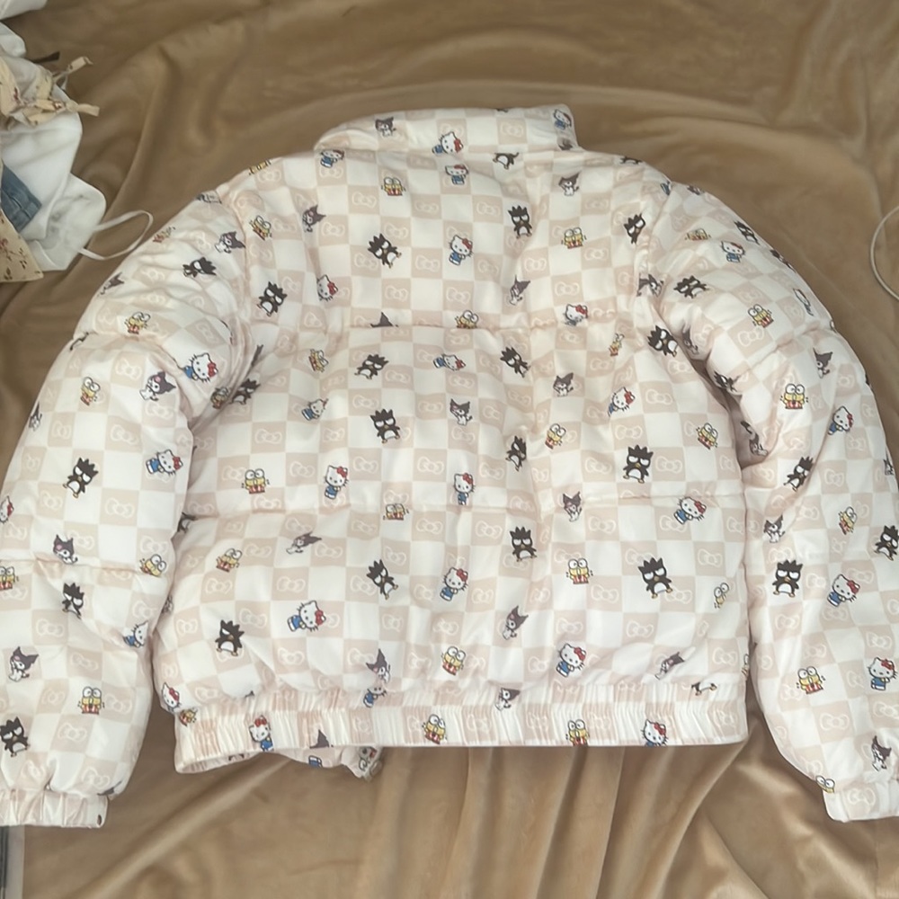 Hello Kitty Jacket - Picture 2 of 2